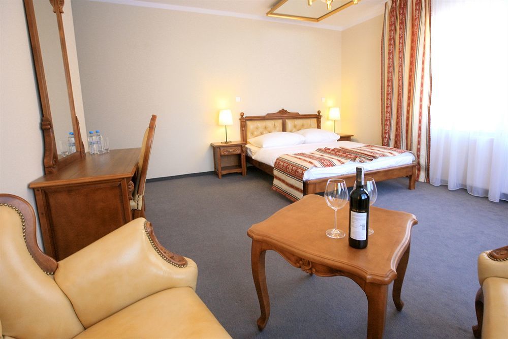 Hotel Сребрна Гура Экстерьер фото